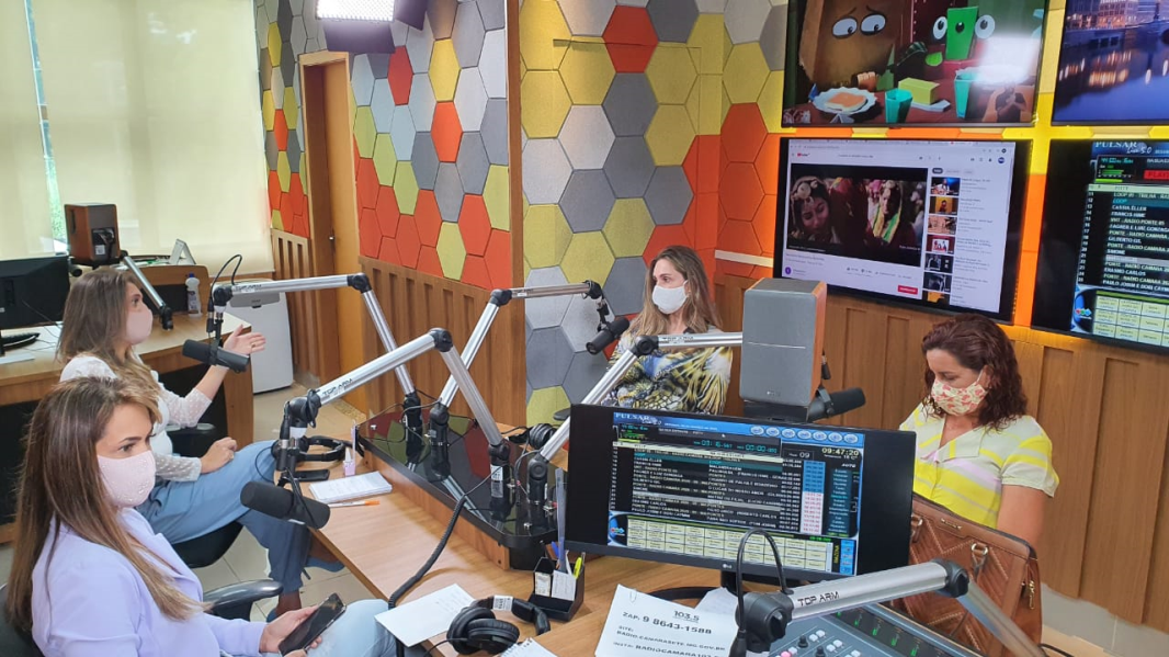 ÁUDIO: Rádio Câmara homenageia e promove debate entre mulheres neste 8 de março 