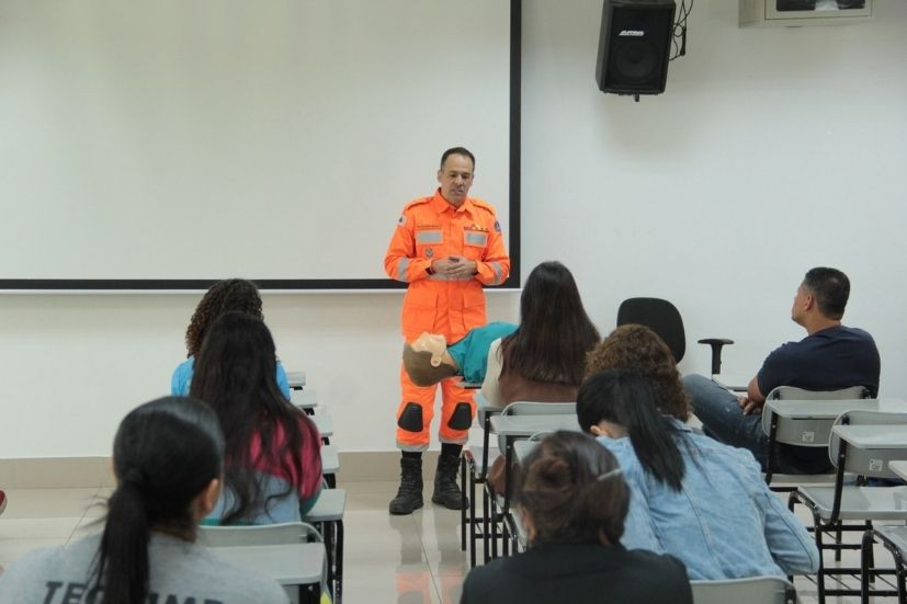 Escola do Legislativo mantém atividades durante o recesso parlamentar em Sete Lagoas
