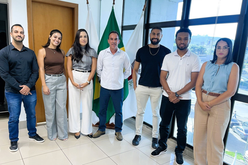 Seis novos servidores efetivos tomam posse na Câmara Municipal de Sete Lagoas