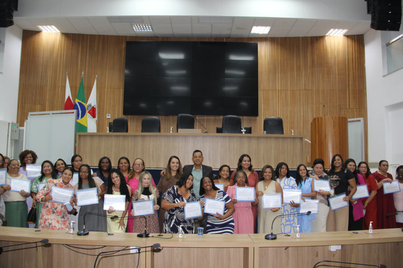 Impacto espiritual e social das pastoras é celebrado em Sessão Solene na Câmra Municipal