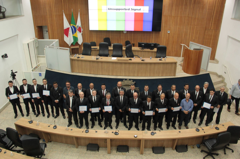 Câmara Municipal de Sete Lagoas homenageia a Maçonaria com Sessão Solene e entrega de Moções de Congratulação