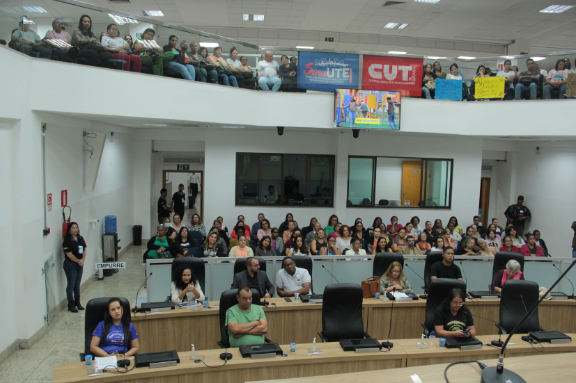Audiência Pública na Câmara debate valorização de cuidadores infantis e professores de apoio