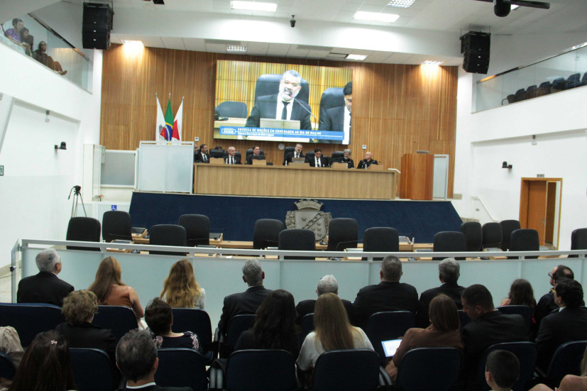 Câmara Municipal celebra o Dia do Maçom com Sessão Solene e entrega de Moções